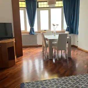casa-caprioli-napoli.hotels-amalfi.com/