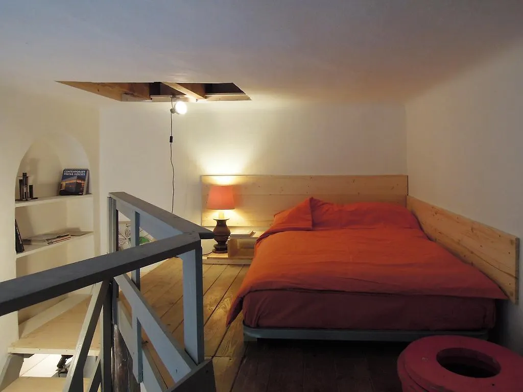 V12 Design Apartments Milan