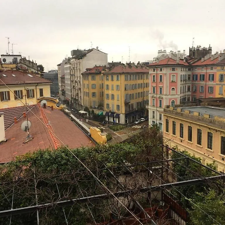 V12 Design Apartments Milan 0*,