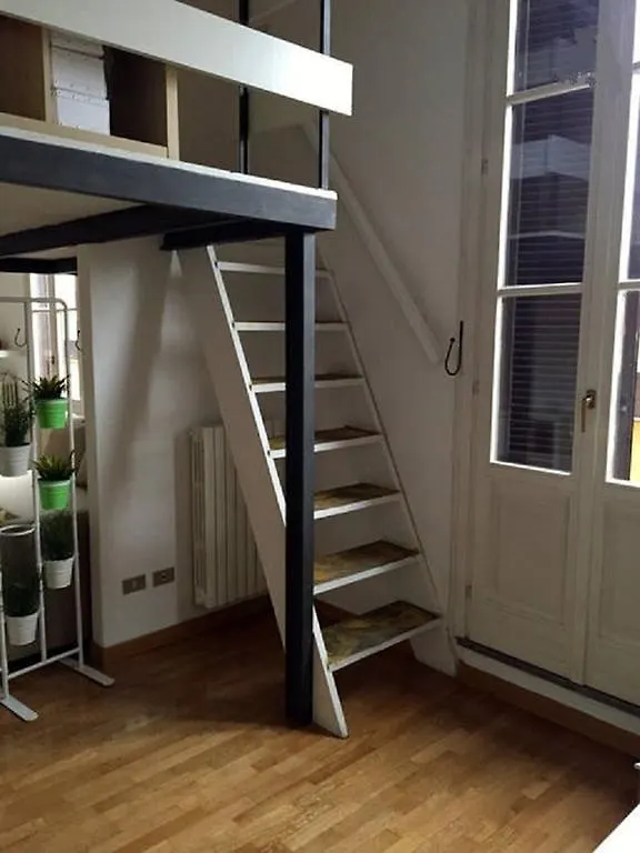 V12 Design Apartments Milan