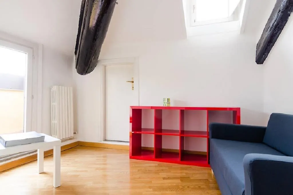 V12 Design Apartments Milan