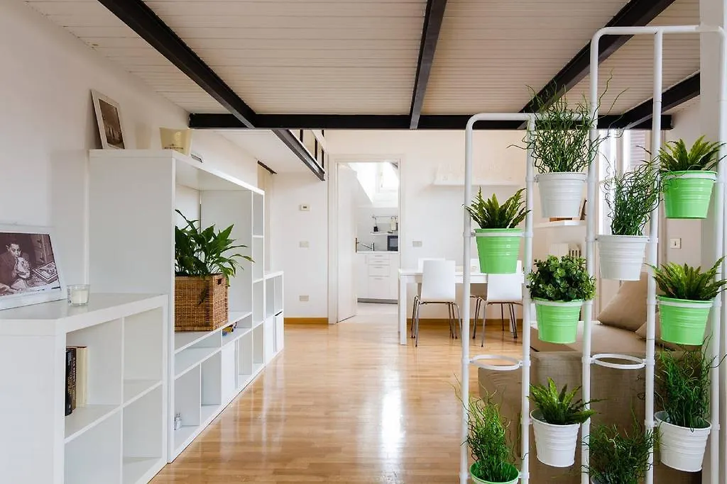 V12 Design Apartments Milan