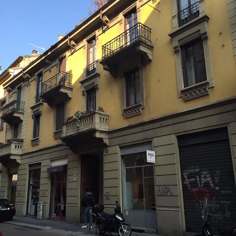 V12 Design Apartments Milan 0*,  Italy